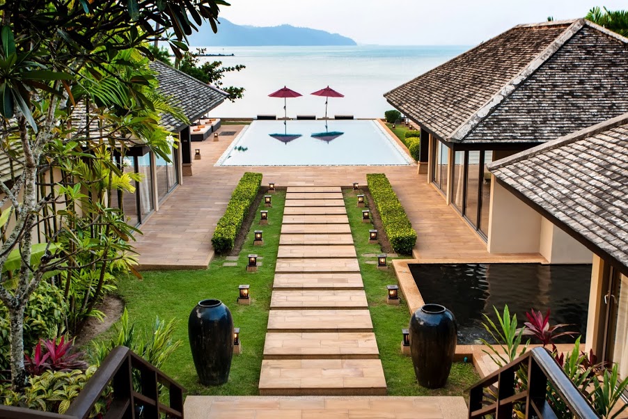 5 Bedroom Beach Front Villa with Private Pool at Thong Krut Koh Samui