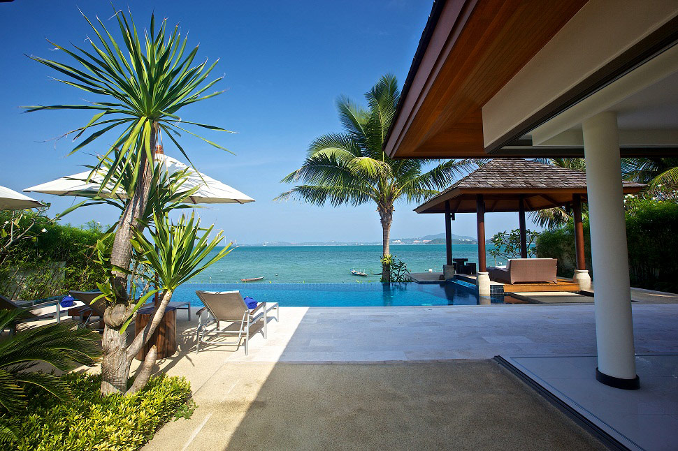 4 Bedroom Beach Front Villa with Pool at Bophut Koh Samui