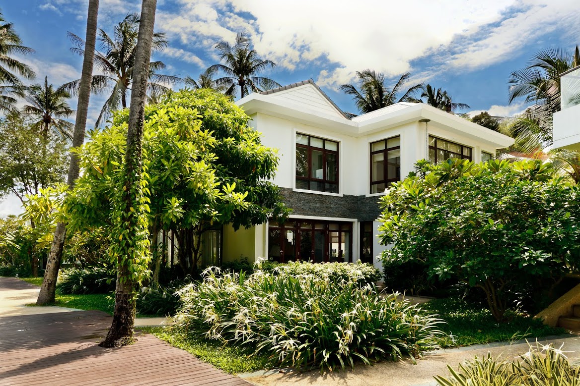 3 Bedroom Garden Luxury Villa with Private Pool at Bang Por Ko Samui