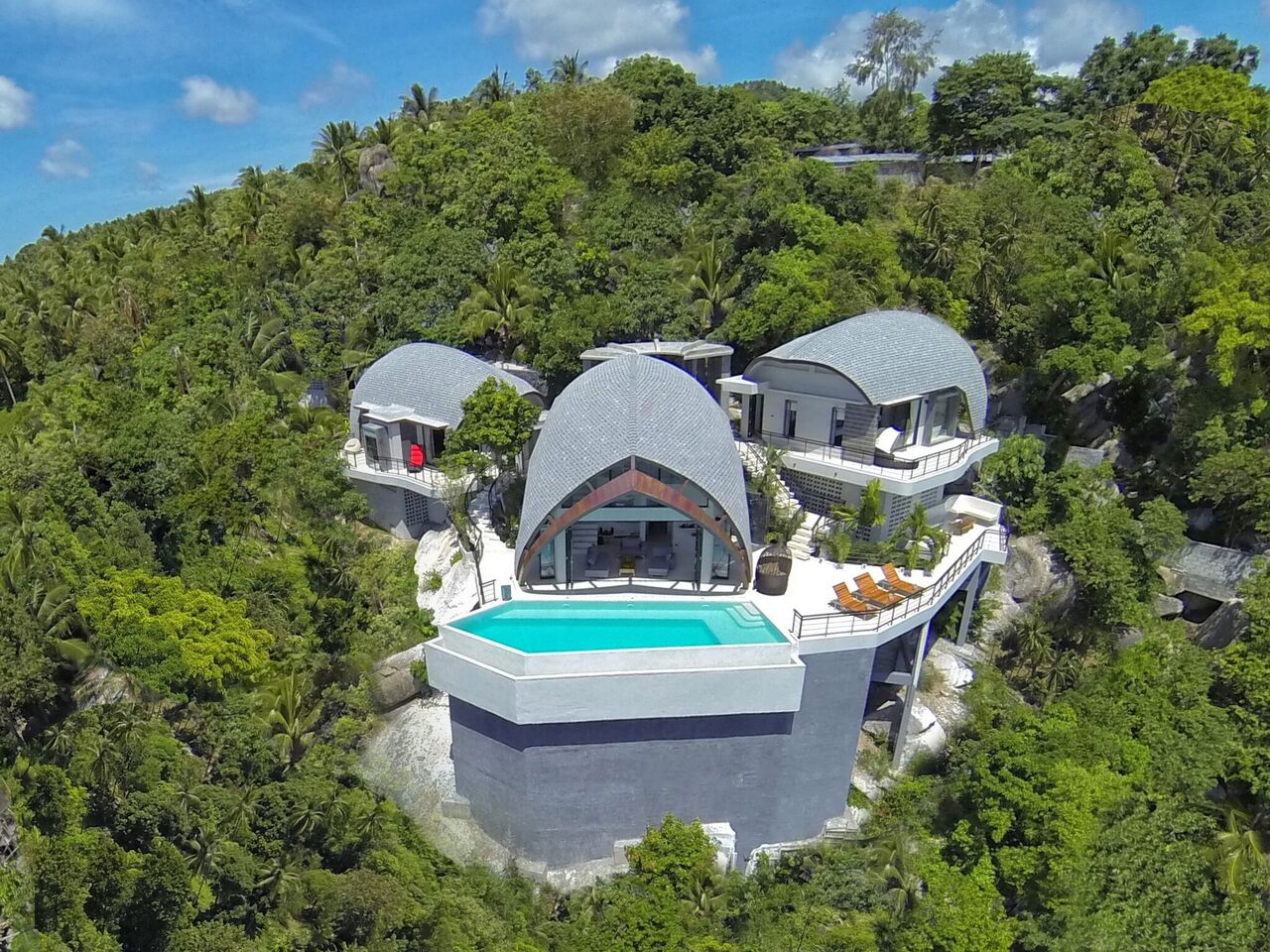 4 Bedroom Sea View Villa with Infinity Pool at Chaweng Koh Samui	