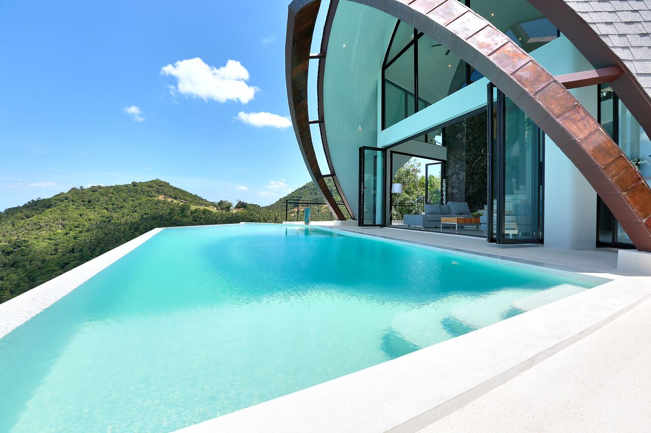 4 Bedroom Sea View Villa with Infinity Pool at Chaweng Koh Samui	