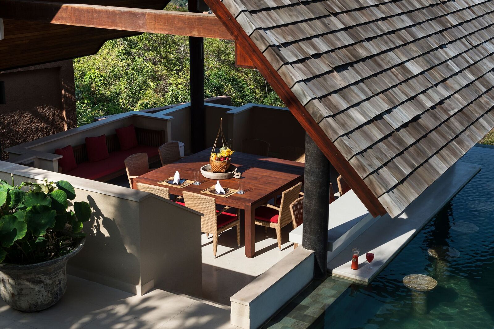 4 Bedroom Sea View Villa with Infinity Pool at Bophut Koh Samui	