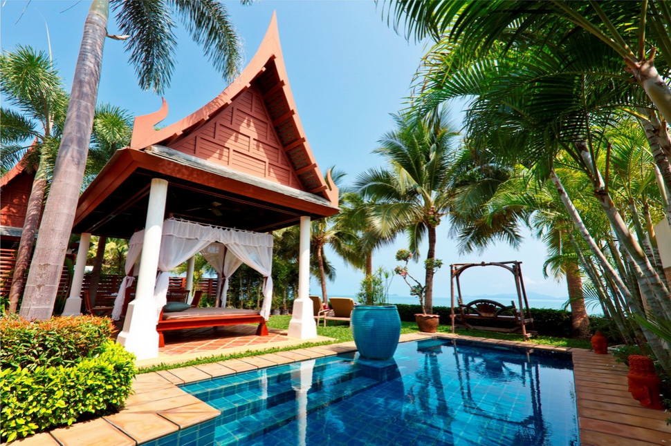 4 Bedroom Beach Front Villa with Private Pool at Maenam Ko Samui