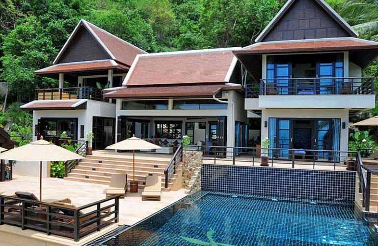 5 Bedroom Sea View Villa with Private Pool at Chaweng Koh Samui