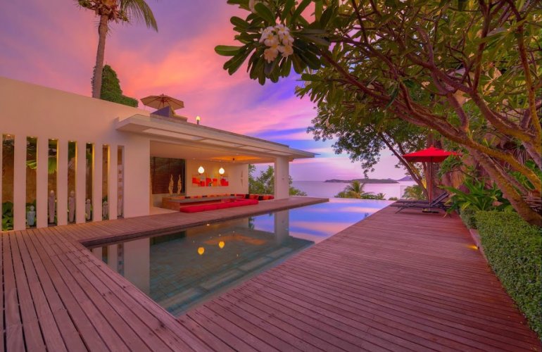 5 Bedroom Sea View Villa with Pool at Choeng Mon Samui Thailand