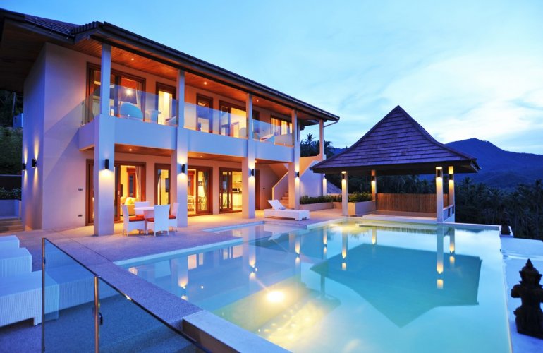 5 Bedroom Sea View Villa with Private Pool at Maenam	