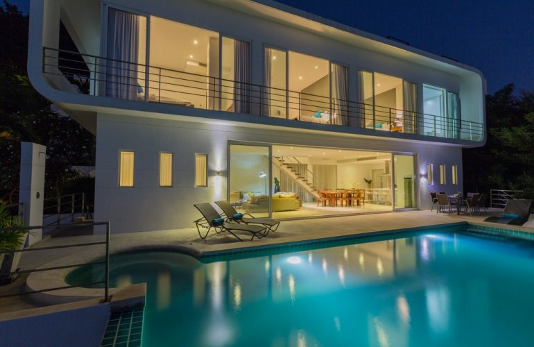 4 Bedroom Sea View Villa with Private Pool at Bangrak Koh Samui
